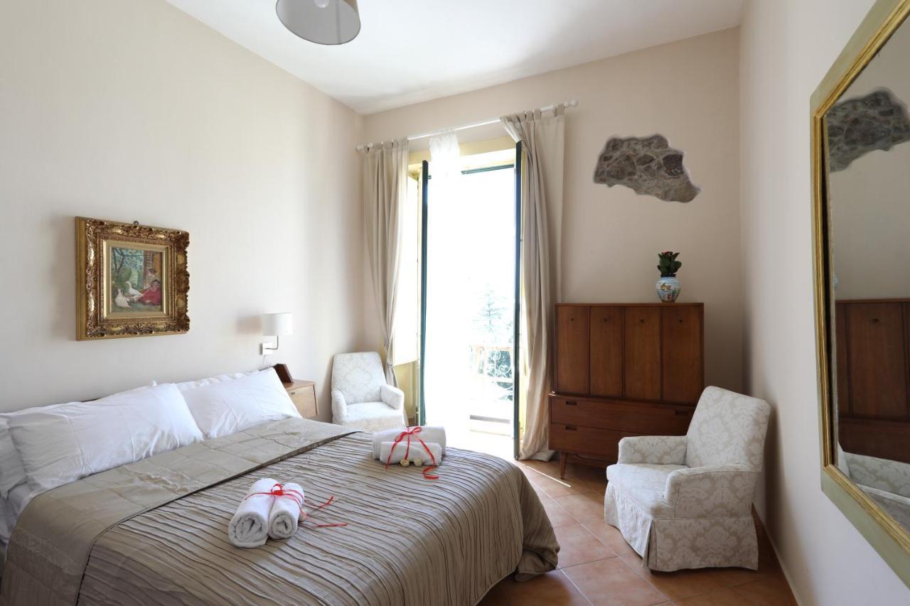 Greek Theater - Sea View Apartment Taormina Bagian luar foto